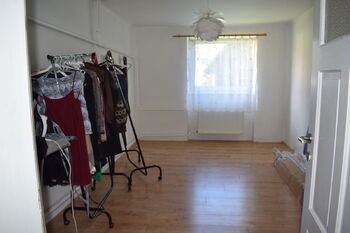 Další pokoj - dnes šatna - Prodej domu 200 m², Velká Kraš