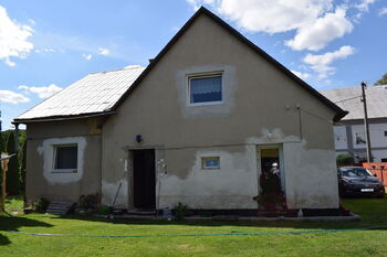 Pohled ze zahrady 2 dveře - Prodej domu 200 m², Velká Kraš