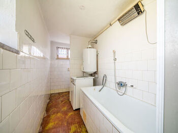 Prodej domu 212 m², Krhovice