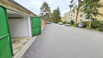 Pronájem garáže 18 m², Kuřim