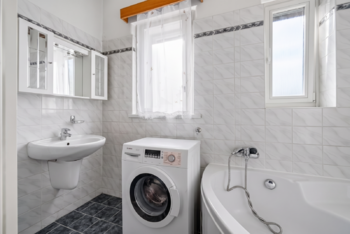 Prodej bytu 2+kk v osobním vlastnictví 51 m², Praha 8 - Libeň