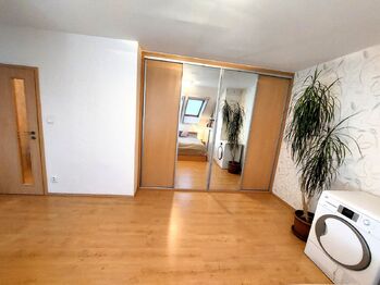 Pronájem domu 105 m², Heršpice