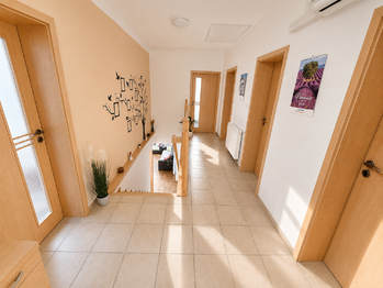 Pronájem domu 105 m², Heršpice