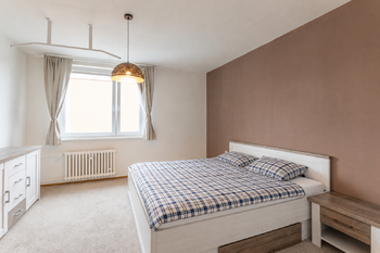 Ložnice II - Pronájem bytu 3+1 v osobním vlastnictví 72 m², Praha 5 - Hlubočepy