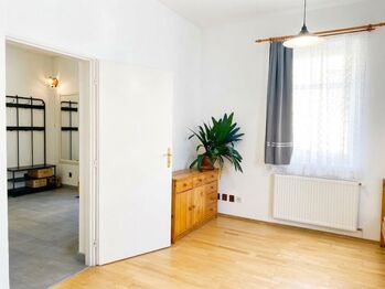 Pronájem bytu 1+1 v osobním vlastnictví 37 m², Černošice