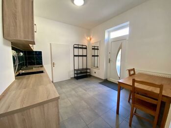 Pronájem bytu 1+1 v osobním vlastnictví 37 m², Černošice