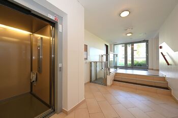 Výtah - Pronájem bytu 1+kk v osobním vlastnictví 28 m², Praha 9 - Letňany