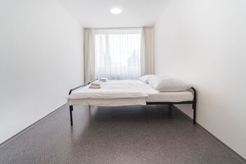 Pronájem bytu 1+kk v osobním vlastnictví 1225 m², Praha 4 - Chodov