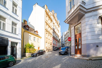 Prodej obchodních prostor, Karlovy Vary