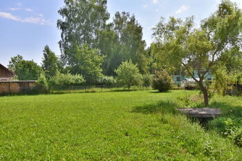 Prodej pozemku 962 m², Hronov