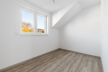 Prodej bytu 4+kk v osobním vlastnictví 80 m², Vochov