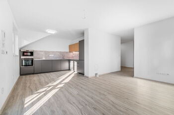 Prodej bytu 4+kk v osobním vlastnictví 80 m², Vochov