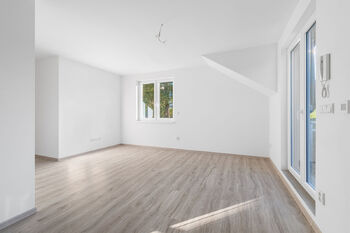 Prodej bytu 4+kk v osobním vlastnictví 80 m², Vochov