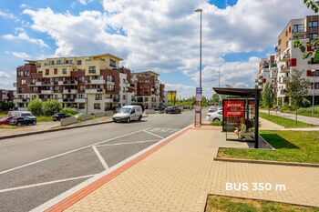 Okolí - Prodej bytu 1+kk v družstevním vlastnictví 54 m², Praha 10 - Dolní Měcholupy