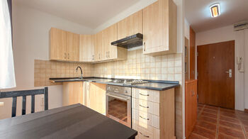 Prodej bytu 1+1 v osobním vlastnictví 34 m², Hradec Králové