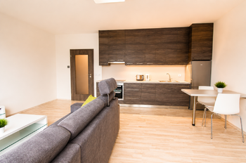 Byt 1+kk - Prodej bytu 1+kk v osobním vlastnictví 38 m², Hradec Králové