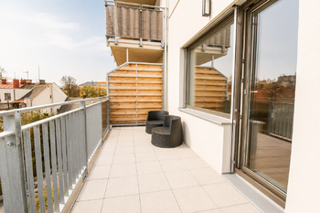 Terasa - Prodej bytu 1+kk v osobním vlastnictví 38 m², Hradec Králové