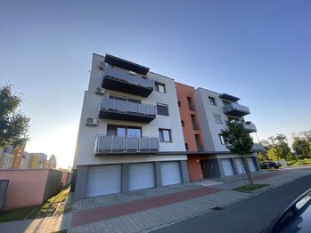 Pronájem bytu 1+kk v osobním vlastnictví 33 m², Uherské Hradiště