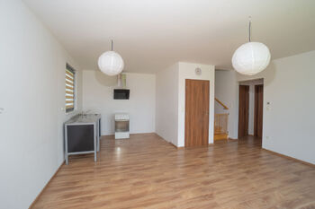 Prodej domu 127 m², Jevany