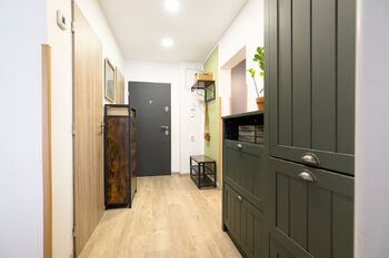 Prodej bytu 3+kk v osobním vlastnictví 62 m², Praha 4 - Chodov