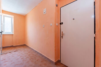 Prodej bytu 2+1 v osobním vlastnictví 60 m², Meziboří