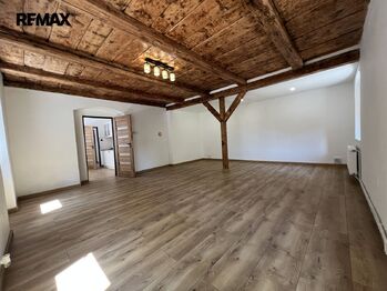Prodej domu 120 m², Hrob