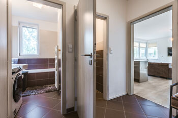 CHODBA - Pronájem bytu 3+kk v osobním vlastnictví 68 m², Praha 9 - Střížkov