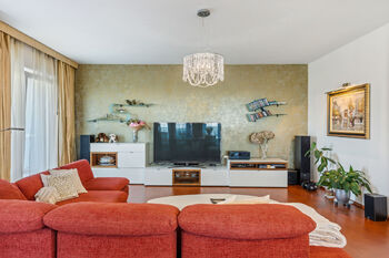Prodej bytu 3+kk v osobním vlastnictví 273 m², Praha 5 - Stodůlky