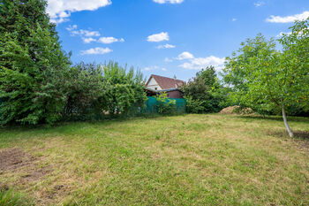Fotografie pozemku - Prodej pozemku 1063 m², Chýně