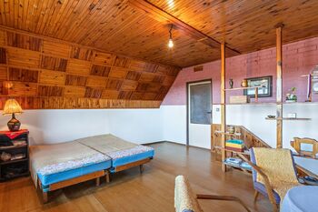 Ložnice - Prodej chaty / chalupy 78 m², Klučenice