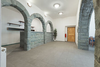 Prodej ubytovacího zařízení 802 m², Řeka