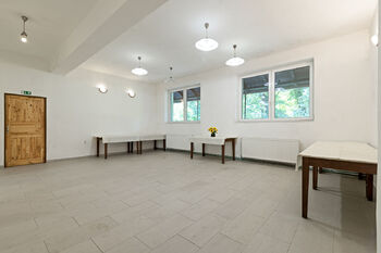 Prodej ubytovacího zařízení 802 m², Řeka