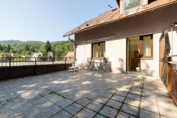Prodej ubytovacího zařízení 802 m², Řeka