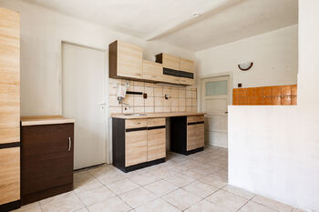 Prodej zemědělského objektu 757 m², Dolní Bukovsko