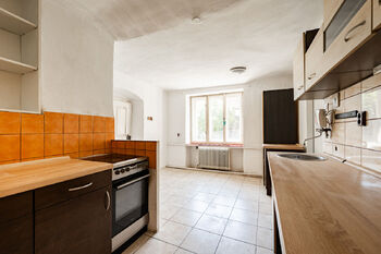 Prodej zemědělského objektu 757 m², Dolní Bukovsko