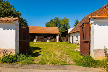 Prodej zemědělského objektu 757 m², Dolní Bukovsko