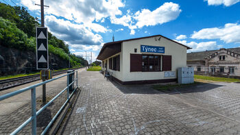 Prodej pozemku 990 m², Týnec nad Labem