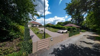 Prodej pozemku 990 m², Týnec nad Labem