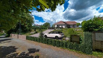 Prodej pozemku 990 m², Týnec nad Labem