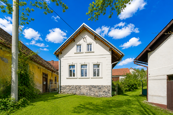 Prodej domu 231 m², Popovice