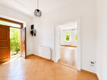 Prodej domu 231 m², Popovice