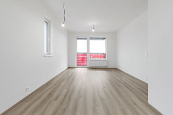 Prodej bytu 2+kk v osobním vlastnictví 48 m², Praha 9 - Hloubětín