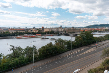 Prodej bytu 1+kk v osobním vlastnictví 29 m², Praha 7 - Holešovice