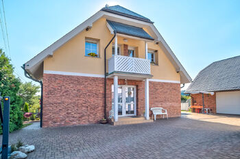 Prodej domu 176 m², Provodov