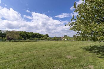 Prodej pozemku 2193 m², Stará Ves nad Ondřejnicí