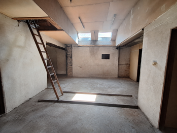 garáž - Prodej domu 180 m², Rožmitál pod Třemšínem