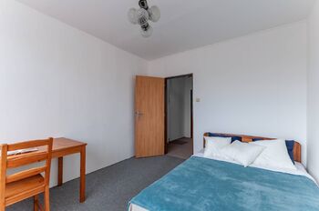 druhá ložnice - Pronájem bytu 3+kk v osobním vlastnictví 67 m², Praha 4 - Krč