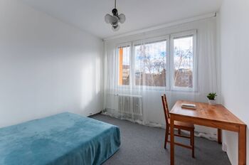 druhá ložnice - Pronájem bytu 3+kk v osobním vlastnictví 67 m², Praha 4 - Krč