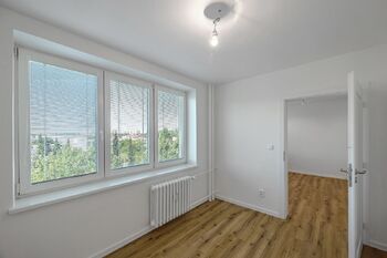 +420 739 604 767 I www.vaclavadamcik.cz I vaclav.adamcik@re-max.cz I pronájem bytu Varenská - Pronájem bytu 3+1 v osobním vlastnictví 65 m², Ostrava
