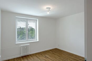 +420 739 604 767 I www.vaclavadamcik.cz I vaclav.adamcik@re-max.cz I pronájem bytu Varenská - Pronájem bytu 3+1 v osobním vlastnictví 65 m², Ostrava